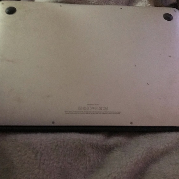 MacBook Air laptop 13 inch screen A1369 - Picture 7 of 8